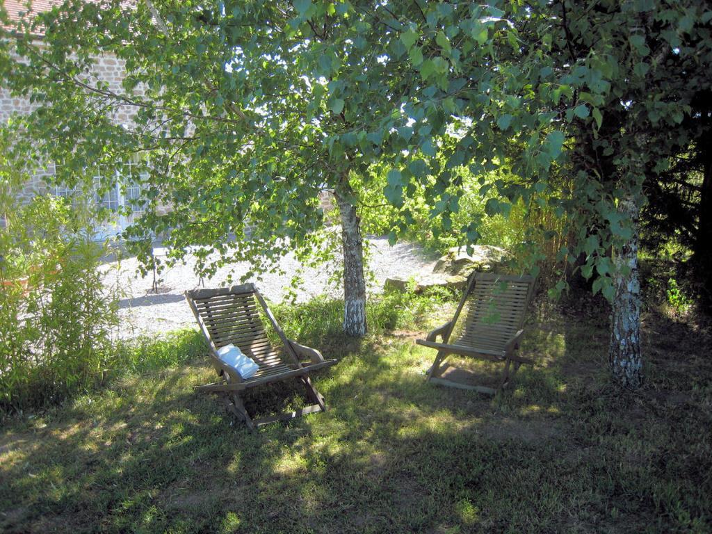 La Clef Des Champs Bed and Breakfast La Roche-en-Brenil Eksteriør billede